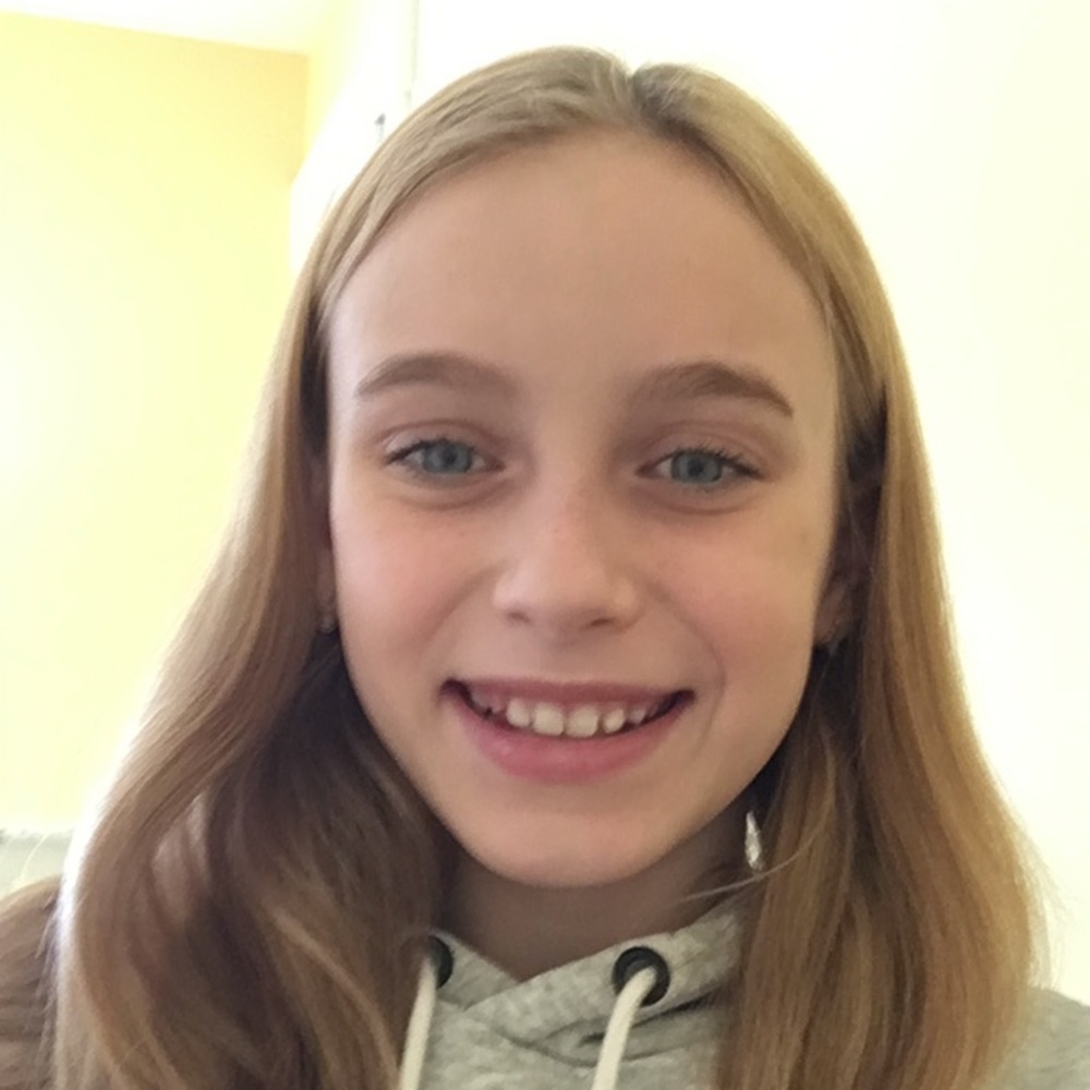 Meet your Posher, Claire